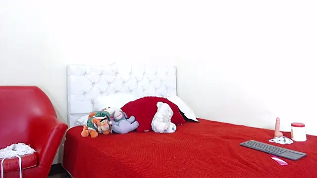 luna hoott online show from 02/28/25, 05:04