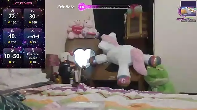 Snapshot of Toybox13_Pika chatting on 09/15/25, 05:02 Toybox13 Pika online show from 09/15/25, 05:02