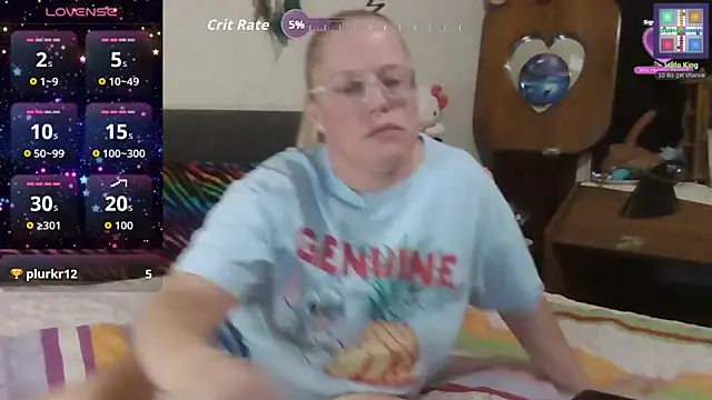 Snapshot of Toybox13_Pika chatting on 09/17/25, 10:22 Toybox13 Pika online show from 09/17/25, 10:22