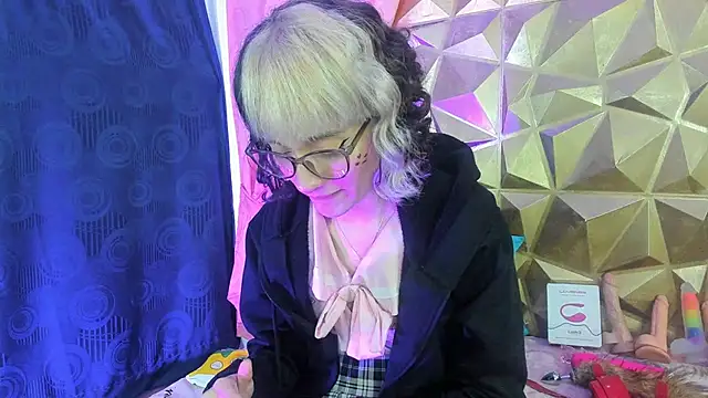 neeko princes online show from 12/07/24, 03:19