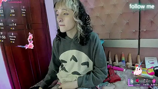 Snapshot of neeko_princes chatting on 02/25/26, 12:15 neeko princes online show from 02/25/26, 12:15