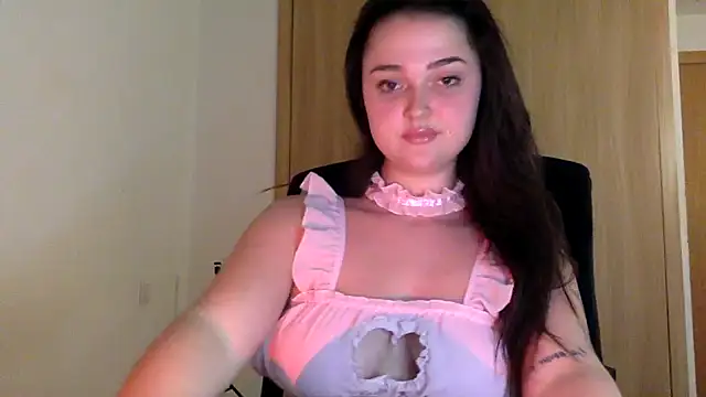 Snapshot of chunliklk chatting on 01/24/25, 11:12 chunliklk online show from 01/24/25, 11:12