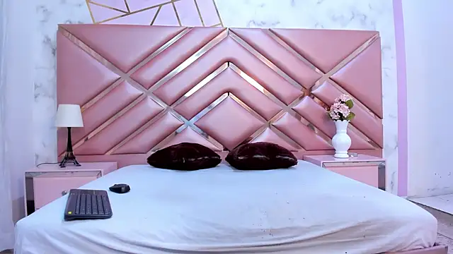 VenusDanielss online show from 02/19/25, 07:16