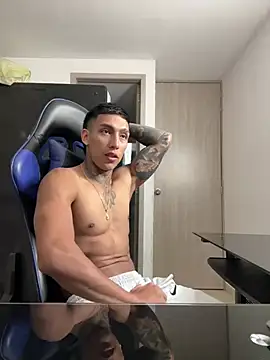 Snapshot of sendfer chatting on 01/07/25, 03:24 sendfer online show from 01/07/25, 03:24