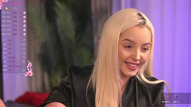 Snapshot of VictoriaMorrone chatting on 03/04/25, 07:30 VictoriaMorrone online show from 03/04/25, 07:30