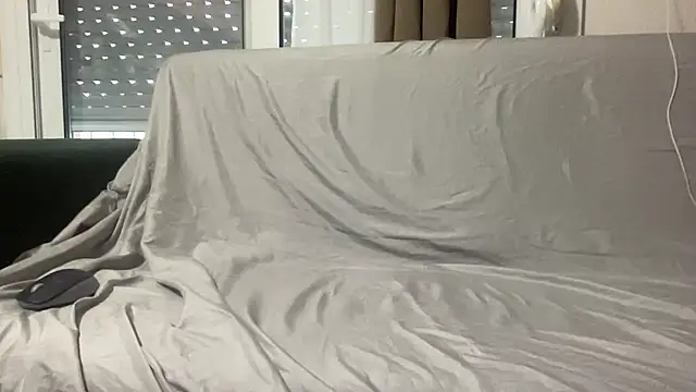 Akismegls online show from 04/18/26, 01:59