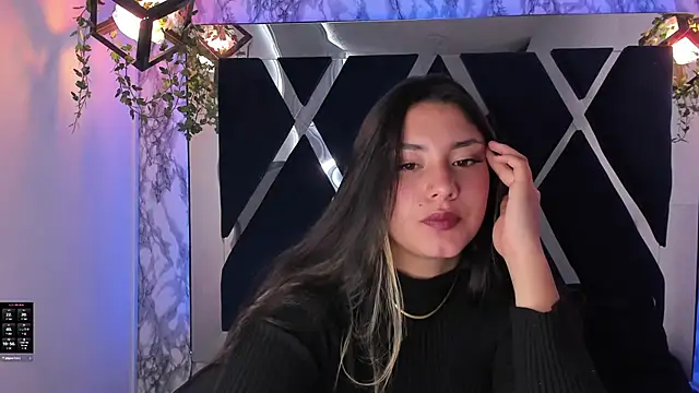 Snapshot of Lia_14_ chatting on 01/04/25, 02:46 Lia 14 online show from 01/04/25, 02:46