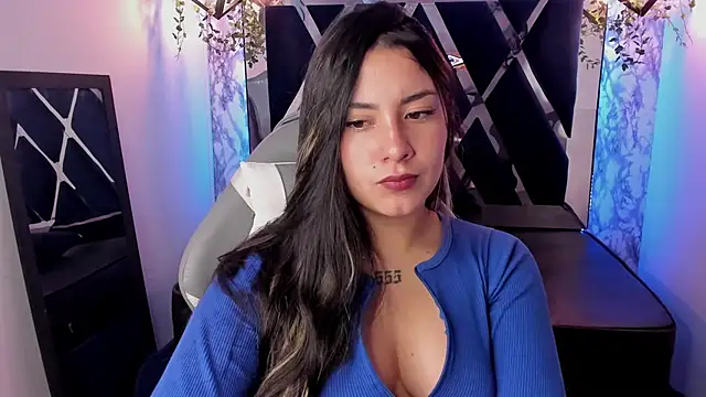 Snapshot of Lia_14_ chatting on 01/24/25, 11:26 Lia 14 online show from 01/24/25, 11:26