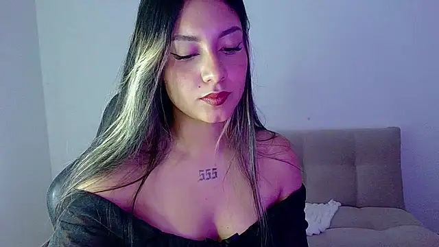 Lia 14  online show from 03/06/26, 10:39