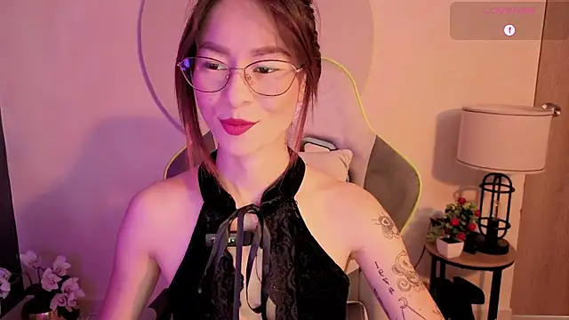 Snapshot of rosse_98_ chatting on 06/22/26, 01:52 rosse 98 online show from 06/22/26, 01:52