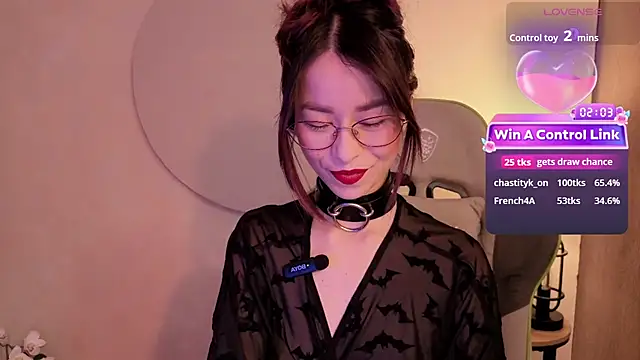 Snapshot of rosse_98_ chatting on 06/25/26, 02:43 rosse 98 online show from 06/25/26, 02:43
