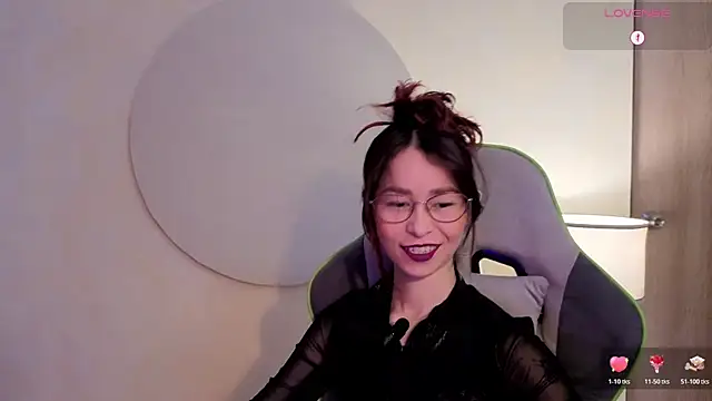 Snapshot of rosse_98_ chatting on 06/29/26, 02:50 rosse 98 online show from 06/29/26, 02:50