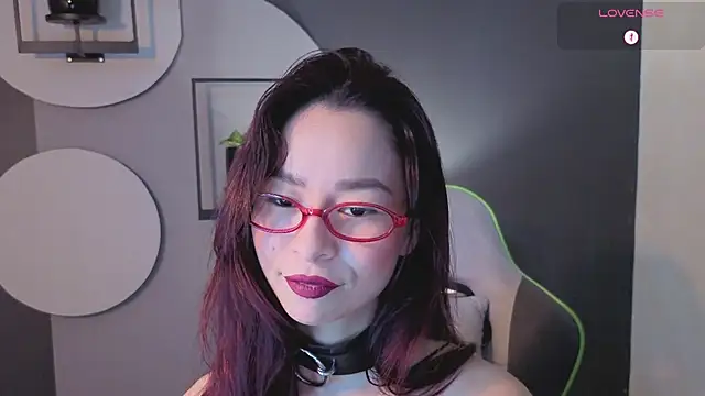 Snapshot of rosse_98_ chatting on 07/06/26, 03:03 rosse 98 online show from 07/06/26, 03:03