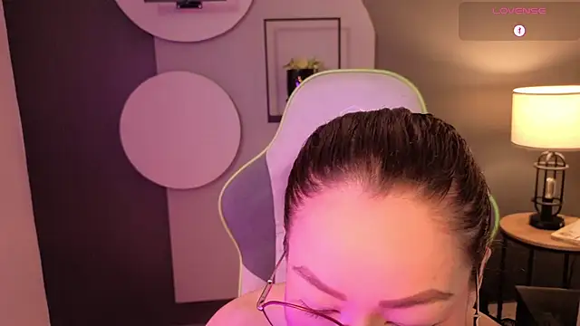 Snapshot of rosse_98_ chatting on 07/15/26, 03:39 rosse 98 online show from 07/15/26, 03:39