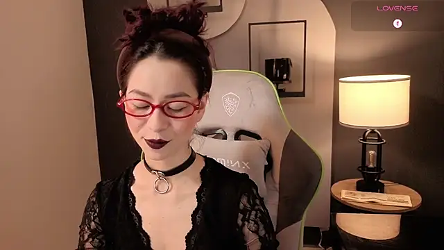 Snapshot of rosse_98_ chatting on 08/04/26, 02:52 rosse 98 online show from 08/04/26, 02:52