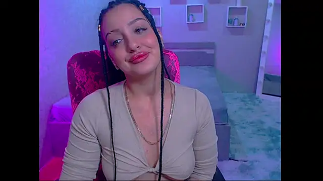 Snapshot of SkarlettMonliss chatting on 09/15/25, 12:16 SkarlettMonliss online show from 09/15/25, 12:16