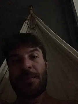 Snapshot of bruno106969 chatting on 12/18/25, 03:56 bruno106969 online show from 12/18/25, 03:56