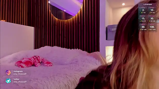 lilith gray9 online show from 02/06/25, 09:11