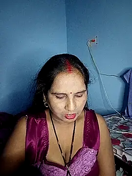 reemacouple007 online show from 11/04/25, 07:02