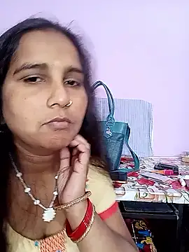 reemacouple007 online show from 02/19/26, 06:31