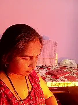 reemacouple007 online show from 02/26/26, 07:51