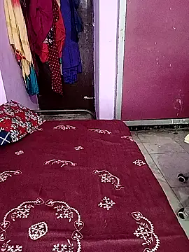 reemacouple007 online show from 04/18/26, 07:58