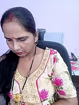 reemacouple007 online show from 05/26/26, 07:37