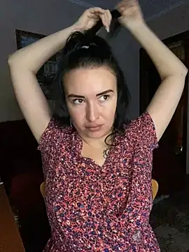 Roxana Bell online show from 04/19/26, 12:15