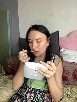 Roxana Bell online show from 04/24/26, 11:34