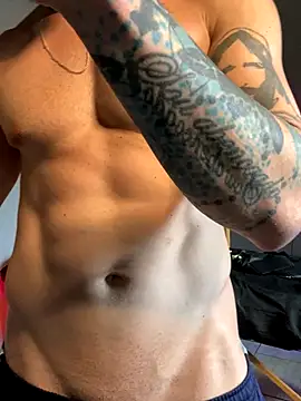 MachineDien online show from 09/28/25, 06:35