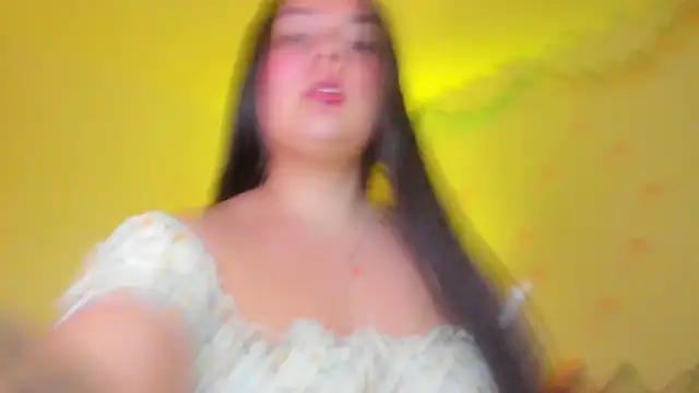 little tifanny82 online show from 04/22/26, 02:18