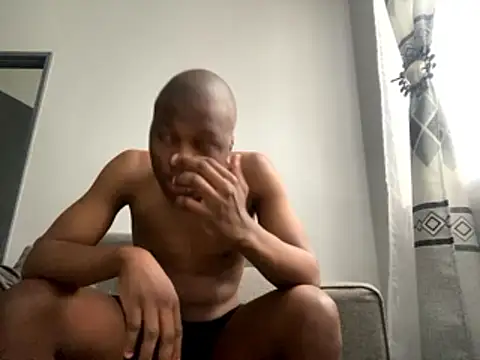 liluxxx32 online show from 01/14/26, 06:30