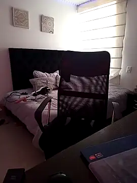 tata laima   online show from 02/03/25, 05:14