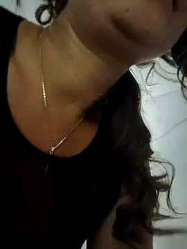 tata laima   online show from 09/18/25, 01:02