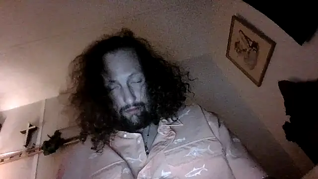 Snapshot of BobbyQ29 chatting on 12/03/25, 07:38 BobbyQ29 online show from 12/03/25, 07:38