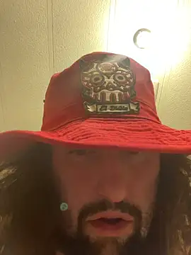 Snapshot of BobbyQ29 chatting on 12/04/25, 02:26 BobbyQ29 online show from 12/04/25, 02:26