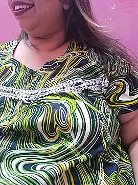 Snapshot of Ravina_patil1 chatting on 01/28/25, 08:25 Ravina patil1 online show from 01/28/25, 08:25