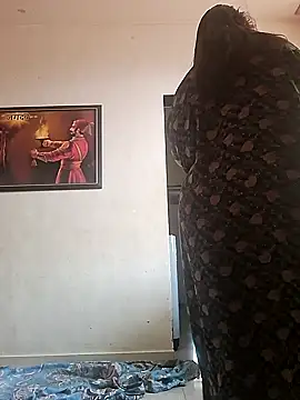 Snapshot of Ravina_patil1 chatting on 02/06/25, 05:14 Ravina patil1 online show from 02/06/25, 05:14