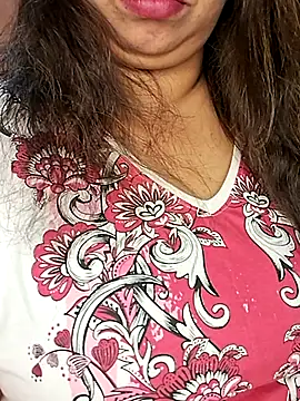 Snapshot of Ravina_patil1 chatting on 02/27/25, 06:20 Ravina patil1 online show from 02/27/25, 06:20