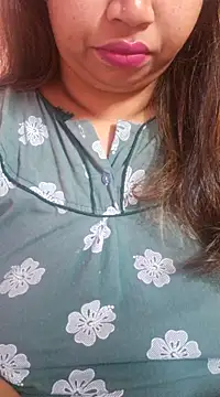 Snapshot of Ravina_patil1 chatting on 03/15/25, 03:37 Ravina patil1 online show from 03/15/25, 03:37