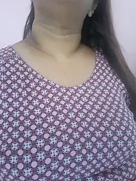 Ravina patil1 online show from 04/11/26, 07:13