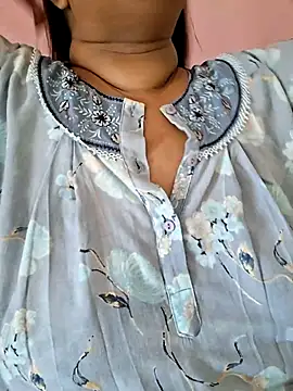 Ravina patil1 online show from 04/22/26, 05:32