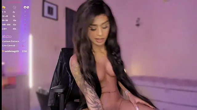 Snapshot of Jess_Collen chatting on 03/23/25, 07:31 Jess Collen online show from 03/23/25, 07:31