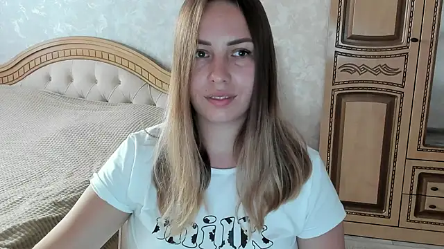 Mia shy1 online show from 10/31/25, 07:31