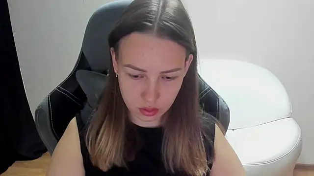 Mia shy1 online show from 06/05/26, 05:25