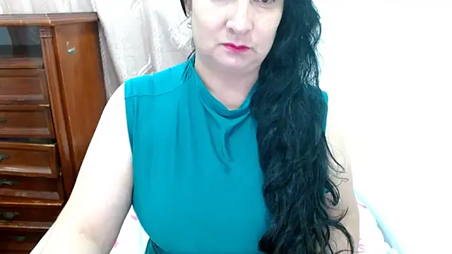 Snapshot of Ashyle chatting on 06/29/26, 01:01 Ashyle online show from 06/29/26, 01:01
