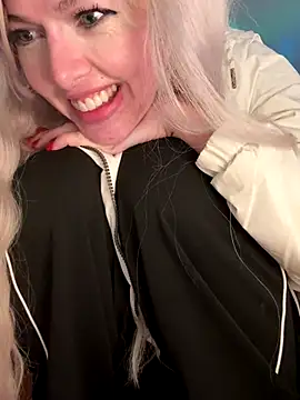 Snapshot of propertyofdaddy chatting on 12/02/25, 05:13 propertyofdaddy online show from 12/02/25, 05:13