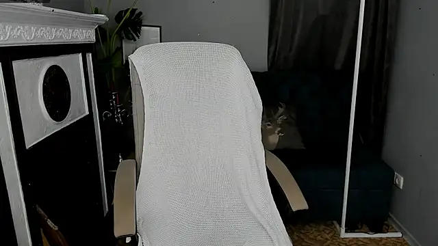 Anny Jey  online show from 03/19/25, 04:03