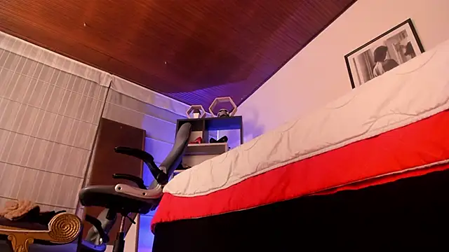 Moony 14 online show from 11/01/25, 01:13