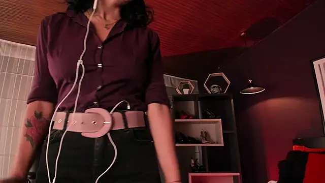 Moony 14 online show from 04/14/26, 12:11